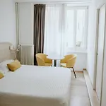 Venezia Hotel 2*