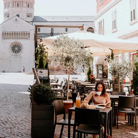 Отель Venezia Тренто