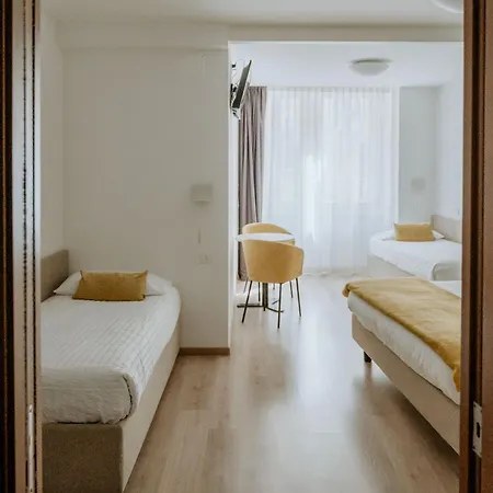 Отель Venezia
