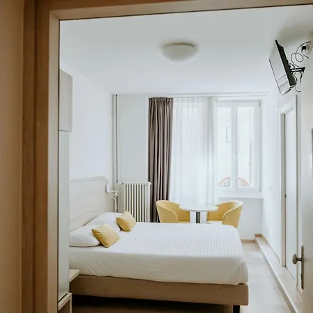 Hotel Venezia 2*