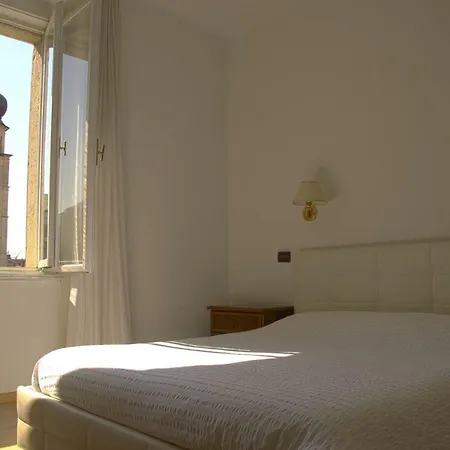 Hotel Venezia 2*